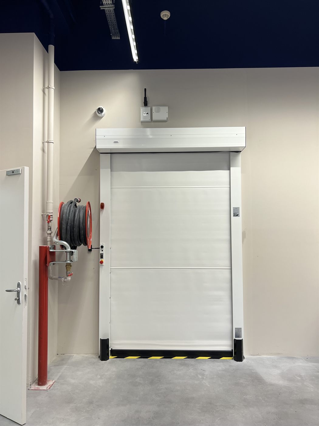 Porte souple entrepôt logistique